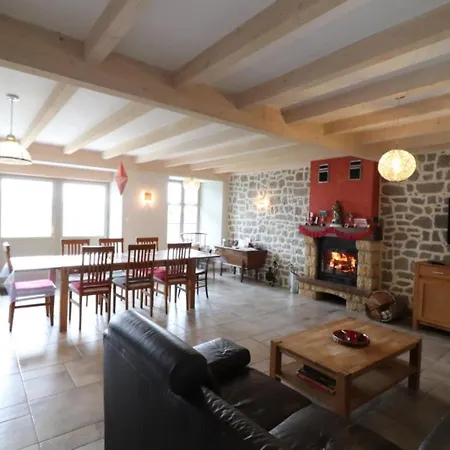 Maison De Caractere Renovee Avec Cheminee, Terrasse, Jardin Et Acces Aux Stations De Ski Et Sites Naturels - Fr-1-742-480 Holiday home Cezens
