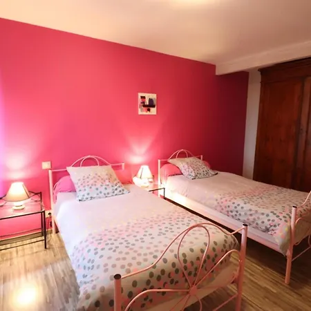Maison De Caractere Renovee Avec Cheminee, Terrasse, Jardin Et Acces Aux Stations De Ski Et Sites Naturels - Fr-1-742-480