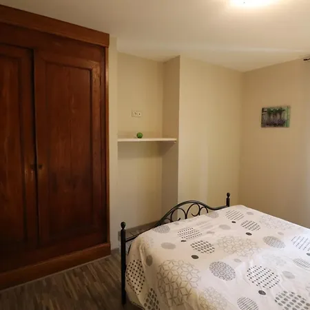 Maison De Caractere Renovee Avec Cheminee, Terrasse, Jardin Et Acces Aux Stations De Ski Et Sites Naturels - Fr-1-742-480 *